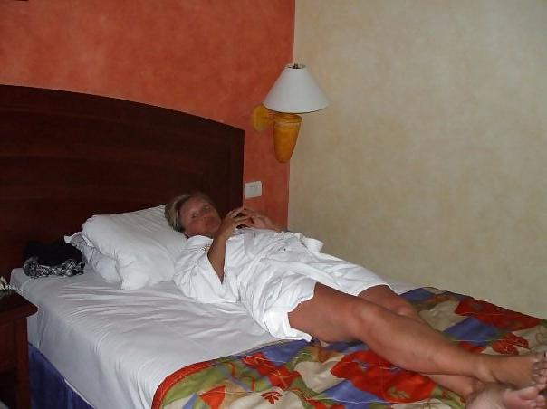 11P British Lorraine Elizabeth Thistlethwaite Leeds