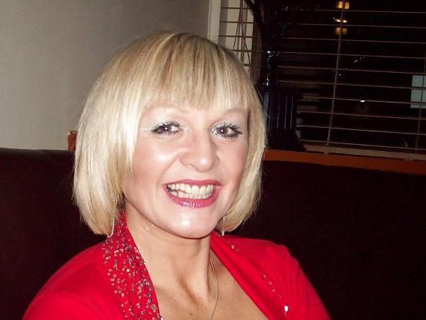 11P British Lorraine Elizabeth Thistlethwaite Leeds
