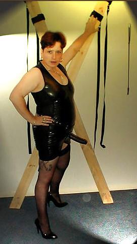 16P BBW Strapon Dommes 02 by Searcher1957