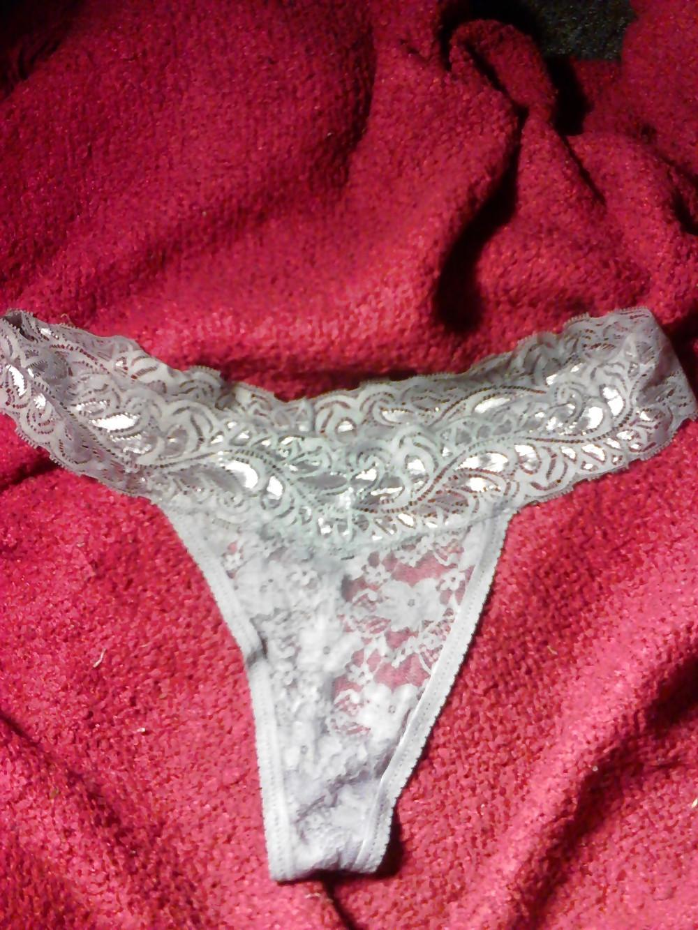 25P Underwear and posing