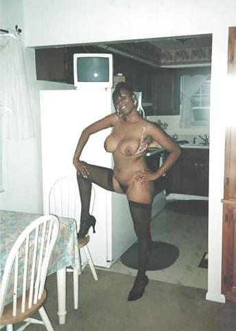 25P ALL KINDS OF MATURE BLACK WOMEN PT.18