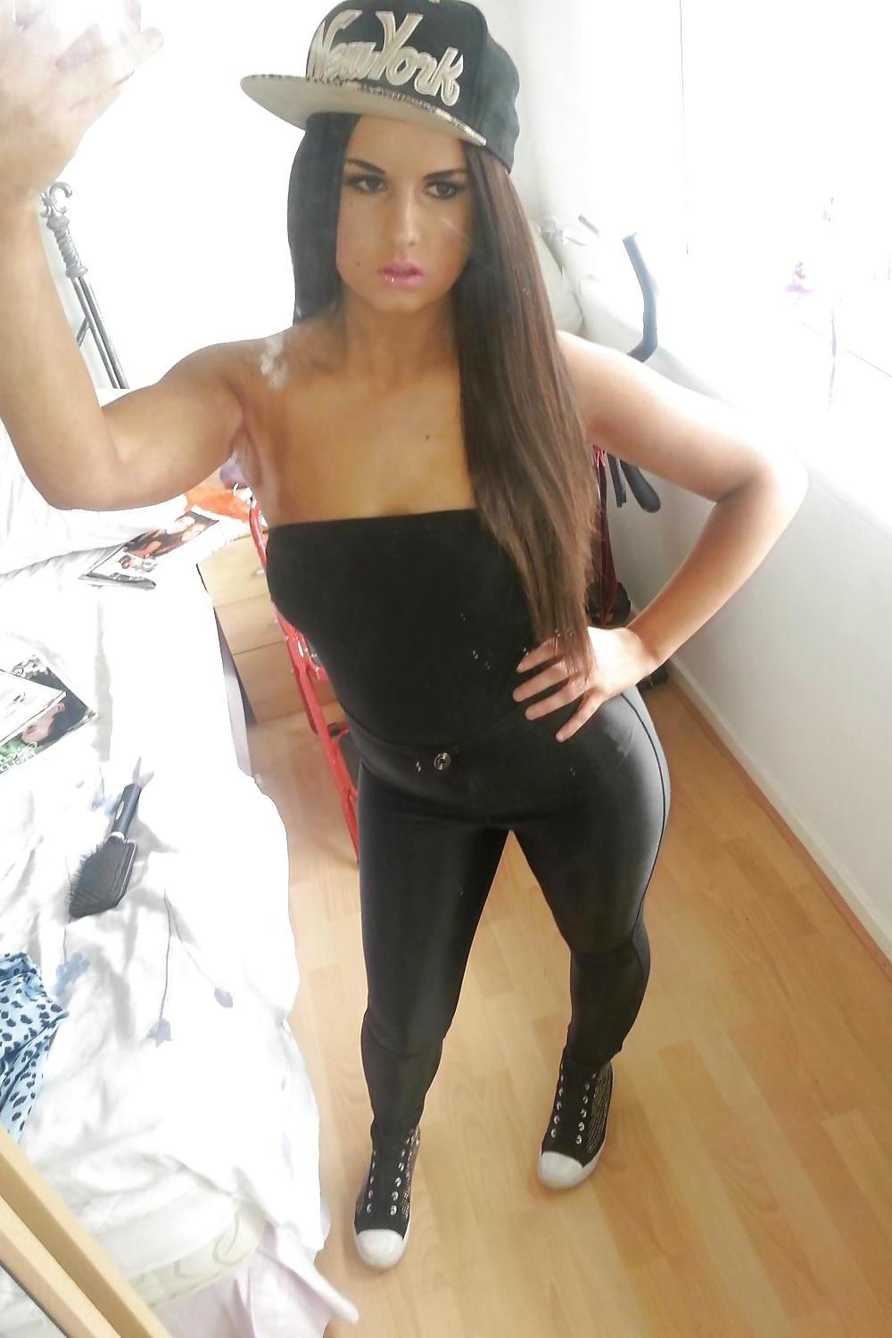 11P British Toni Louise 