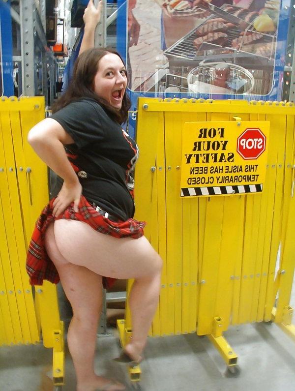 13P BBW Amateur Goes to Walmart