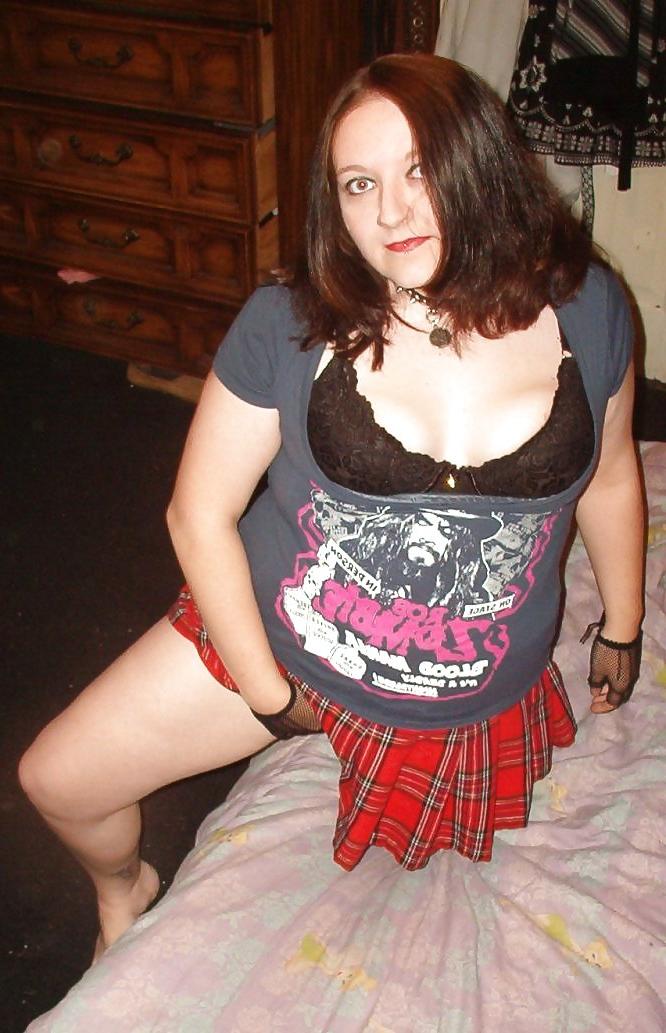 13P BBW Amateur Goes to Walmart
