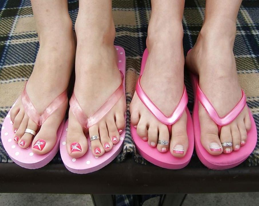 25P Jewel Pink Feet and Flip Flops.