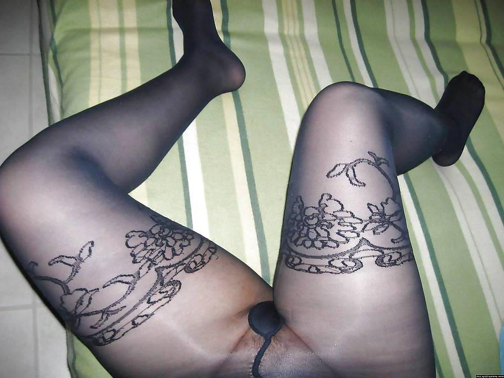 16P Pantyhose and Stockings 67 (BBW &Mature) by Searcher1957