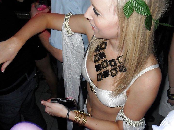 25P Gorgeous slut from Somerset!