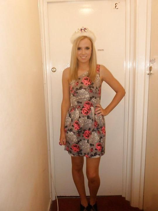 25P Gorgeous slut from Somerset!
