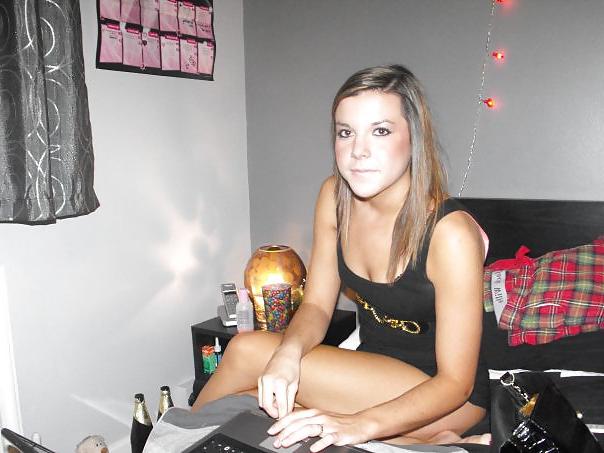 22P Die Britin Katie Evans