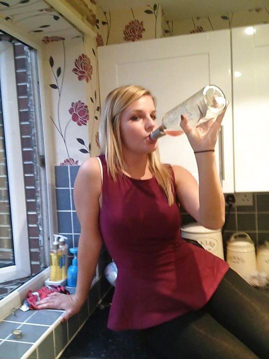 22P Die Britin Katie Evans