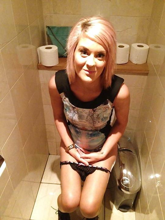 22P Die Britin Katie Evans