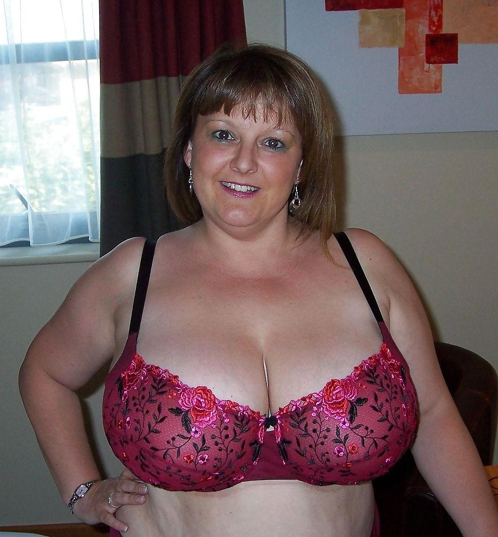 25P Big & Beautiful Women BBW I'd love 2 fuck