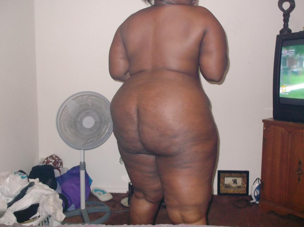 25P Big Black Titties and Ass