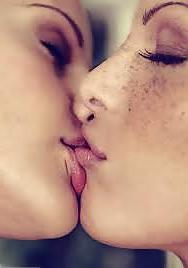 25P Girls Kissing Girls pt5