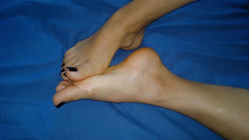 8P My wife's feet and sexy toes.