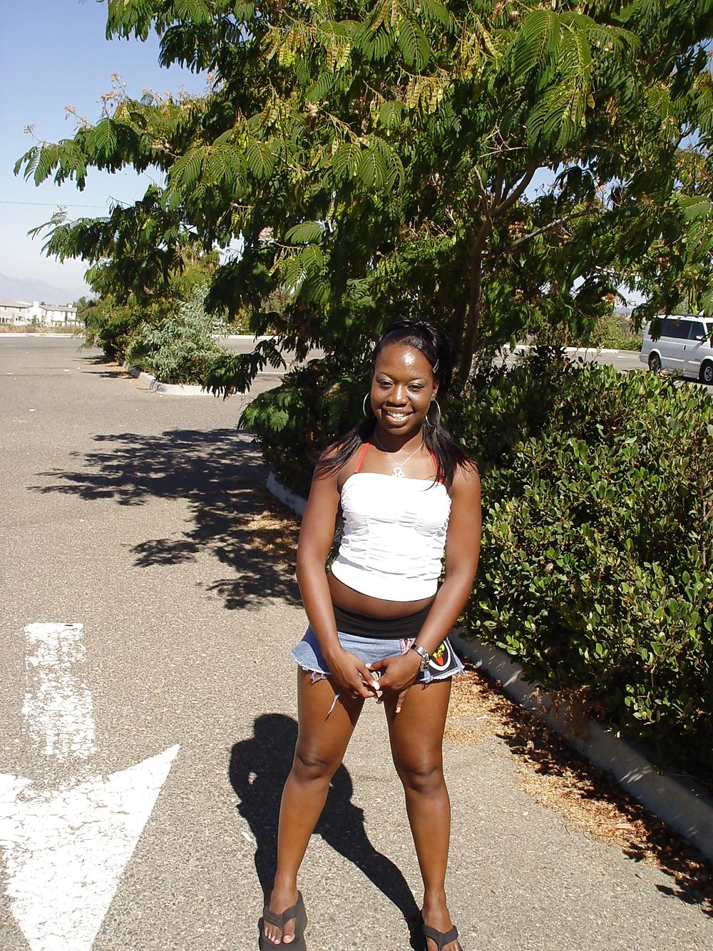 25P Black Woman Nude in Public