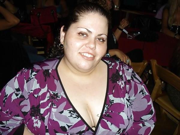 25P BBW Cleavage Collection #4
