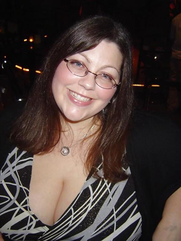 25P BBW Cleavage Collection #4
