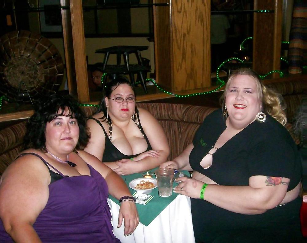 25P BBW Cleavage Collection #4