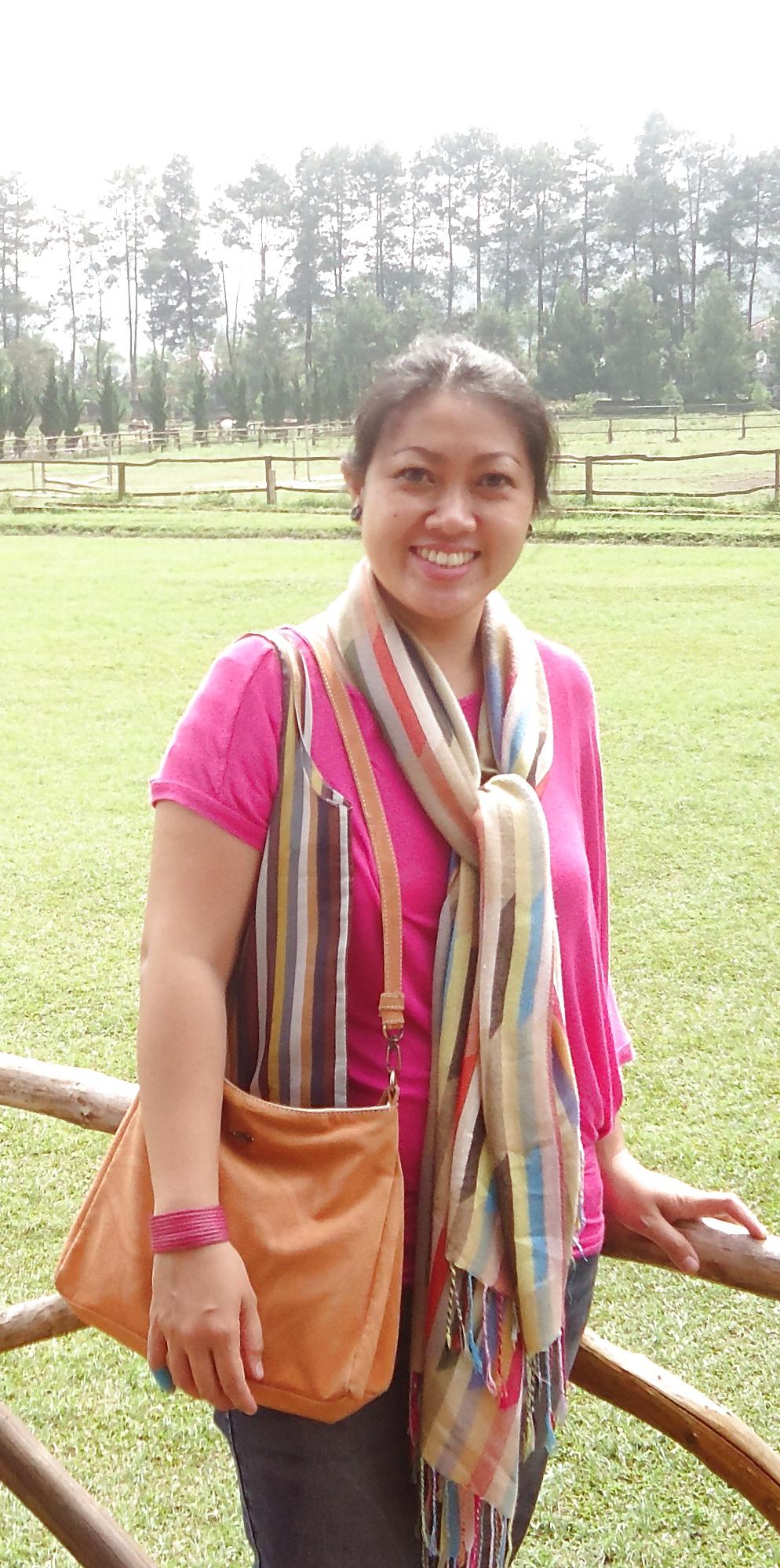 13P Indo MILF Asian Liz