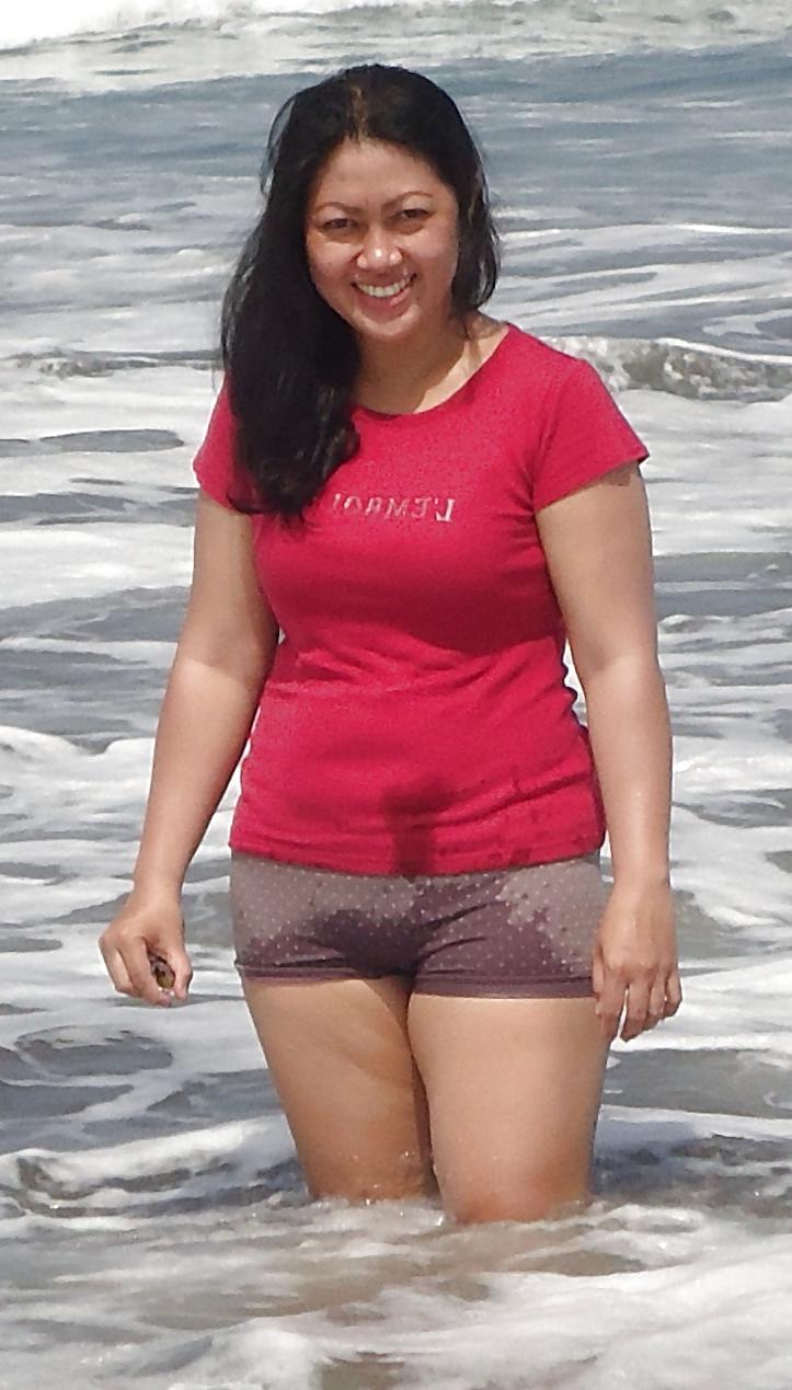 13P Indo MILF Asian Liz