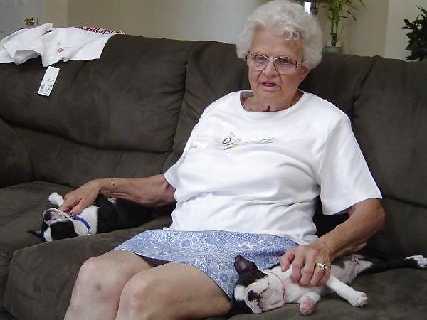25P Grandma upskirt