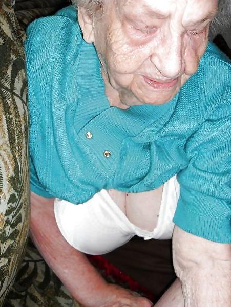 25P Grandma upskirt