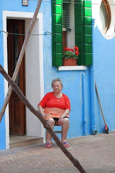 25P Grandma upskirt