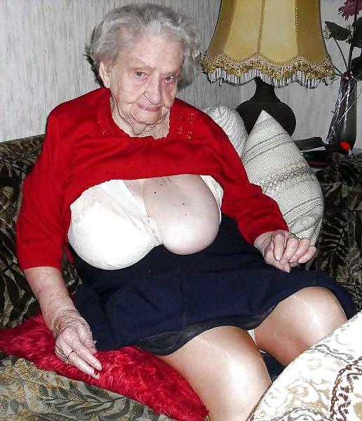 25P Grandma upskirt