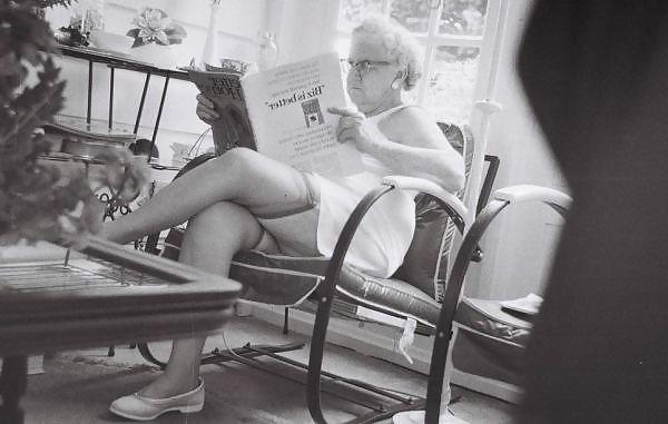 25P Grandma upskirt