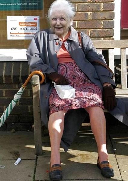 25P Grandma upskirt
