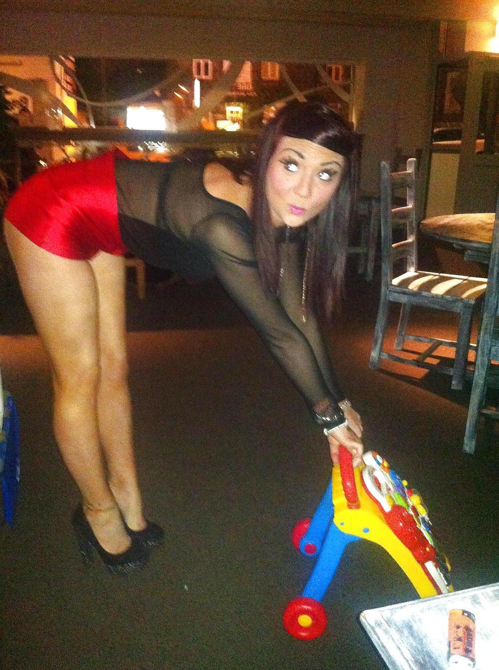 5P British  Jemma Bostock 