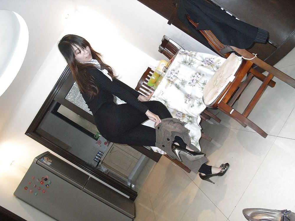 25P Hairy Asian Stripping