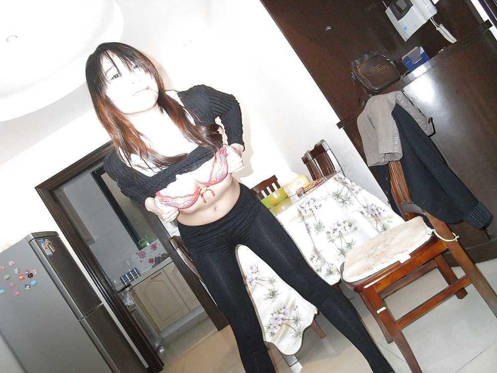 25P Hairy Asian Stripping