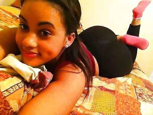 25P Pretty young black teens 4 (will keep updating)