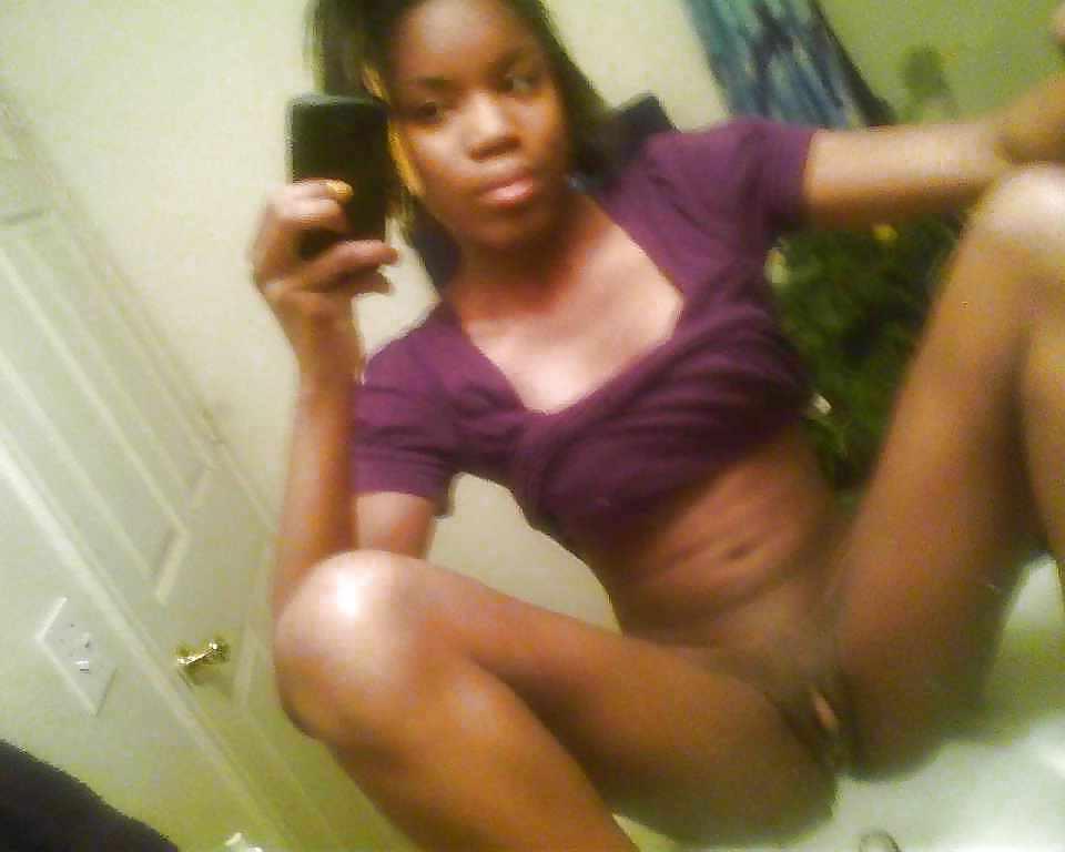 25P Pretty young black teens 4 (will keep updating)