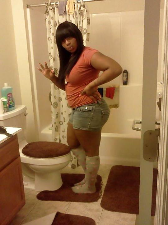 25P Pretty young black teens 4 (will keep updating)