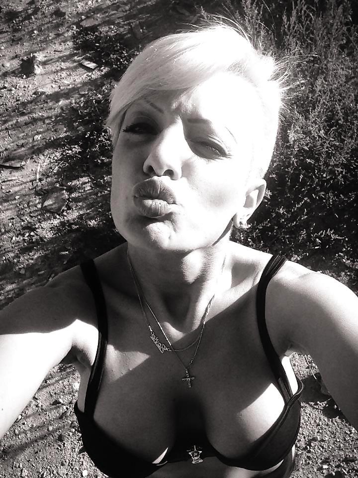 25P Short hair perfect tits