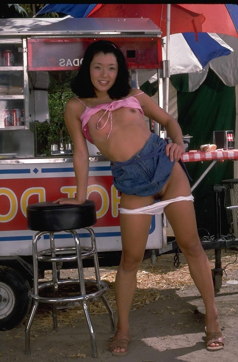 25P Asian Gymnast 1
