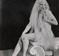 25P Classy Ladies of the past
