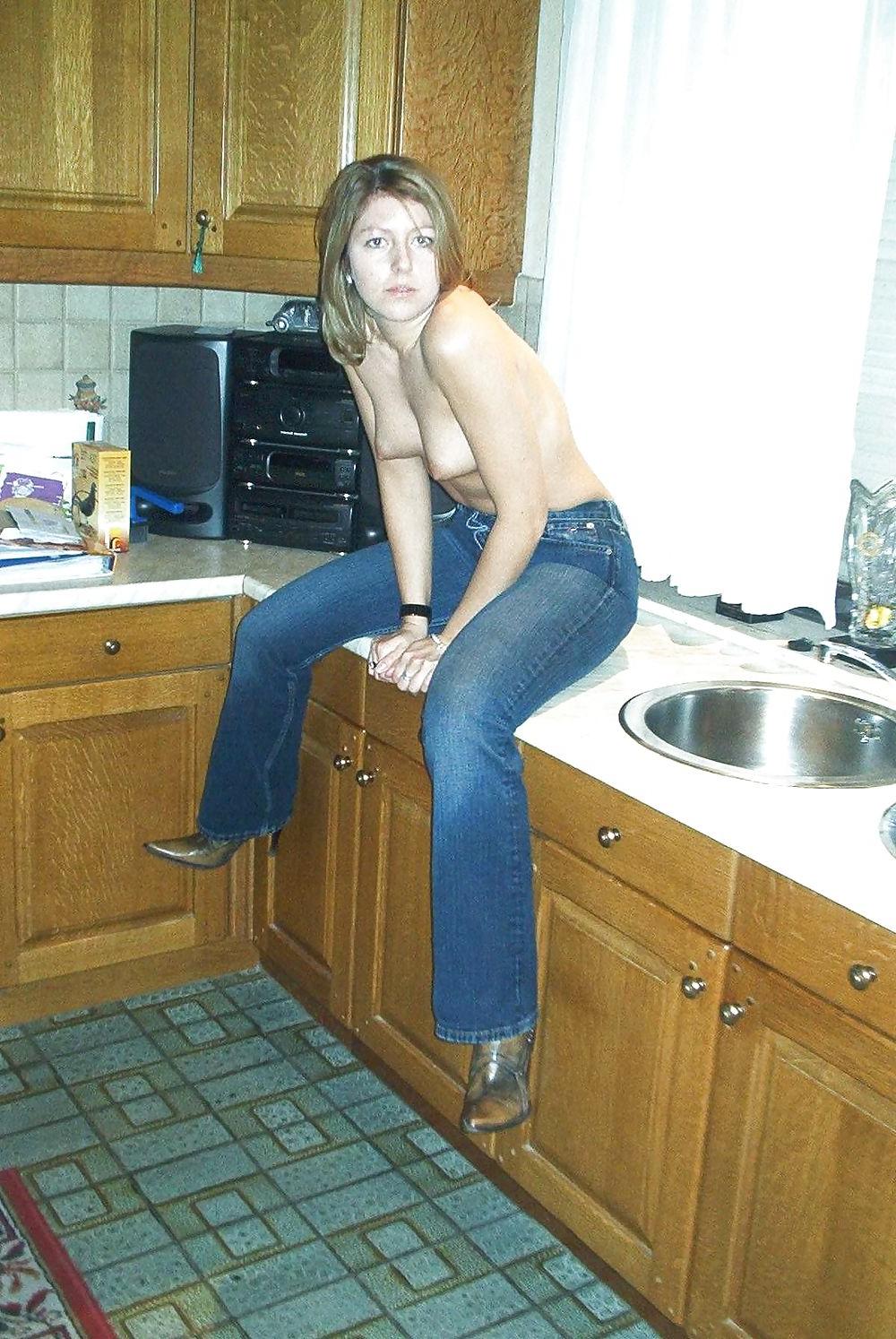 23P Gorgeous Blonde Shows Off In Front Of Her Husband (Part2on3)