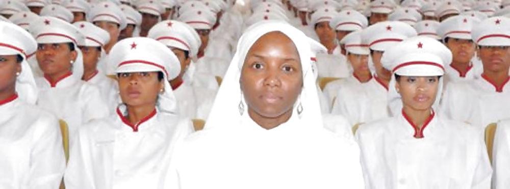 14P Who Else Wants To Cum On These Black Muslim Faces?