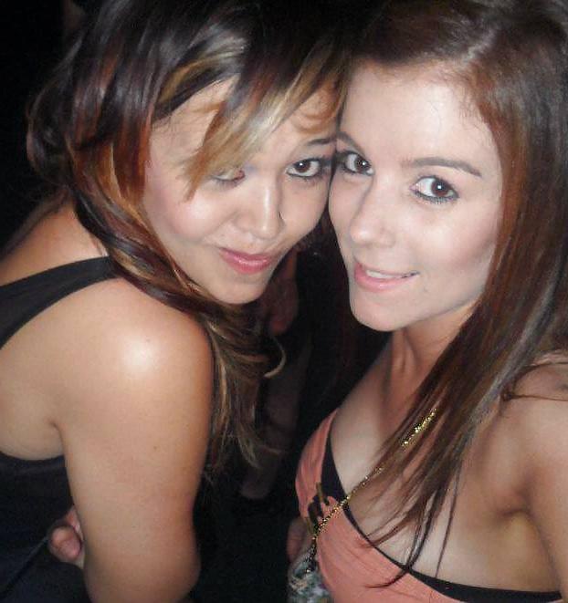 25P Teen Cleavage 2