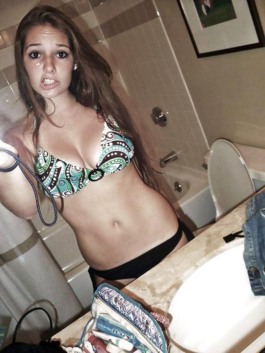 25P Teen Cleavage 2