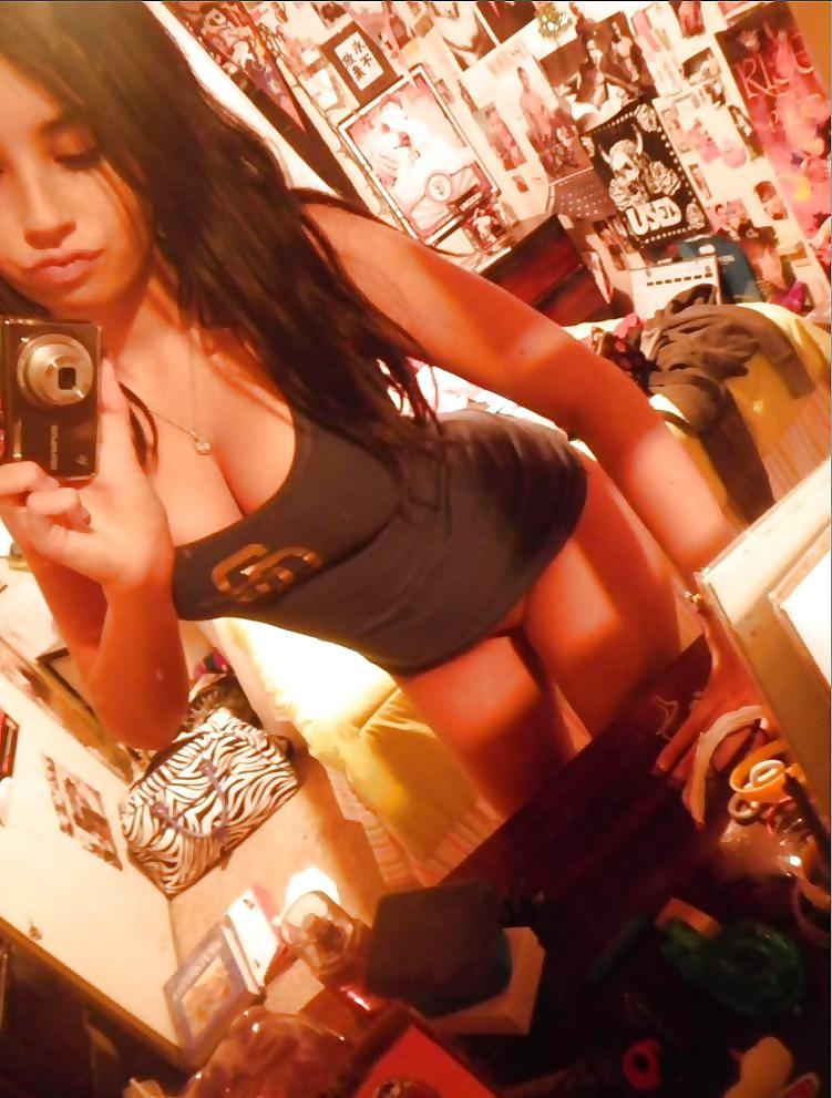 25P Teen Cleavage 2