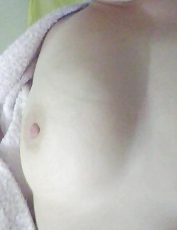 19P Turkish house wife tits karimin memeleri