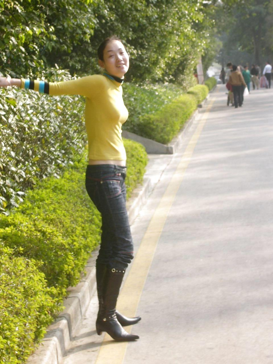 25P Amateur Asian - Miao