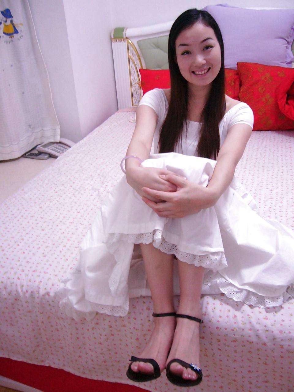 25P Amateur Asian - Miao