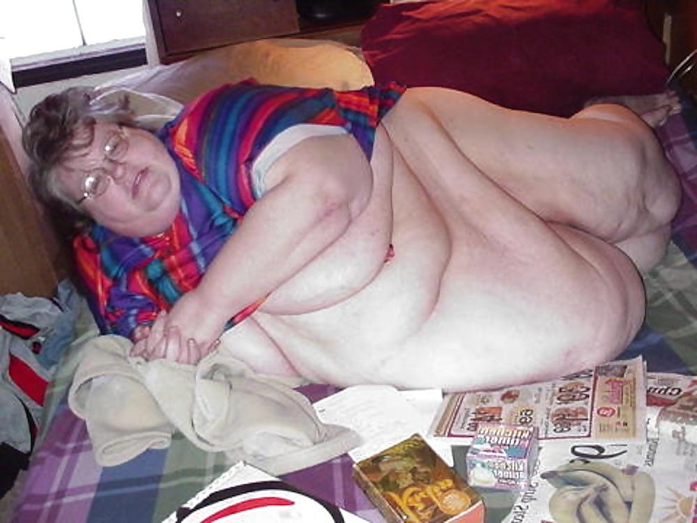 25P Grannies BBW Matures #47