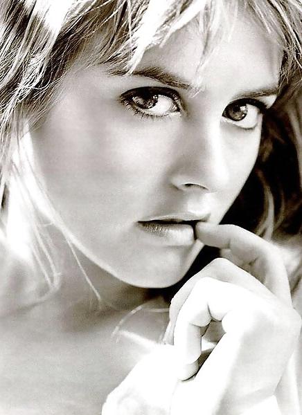 20P Female Celebs - Oldies but well... dare you not to...